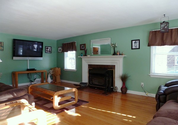 34 Winding Lane Springfield, MA 01118 - Photo 12 of 29