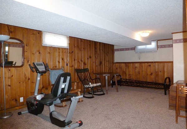 34 Winding Lane Springfield, MA 01118 - Photo 23 of 29