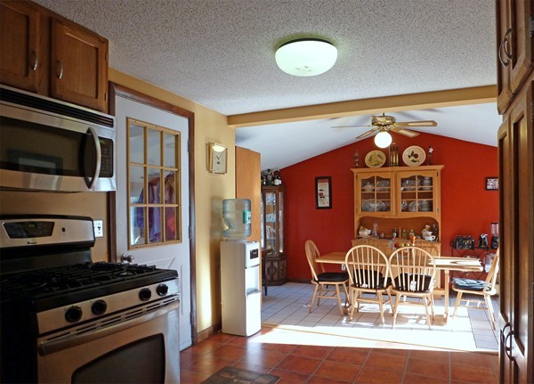 34 Winding Lane Springfield, MA 01118 - Photo 7 of 29