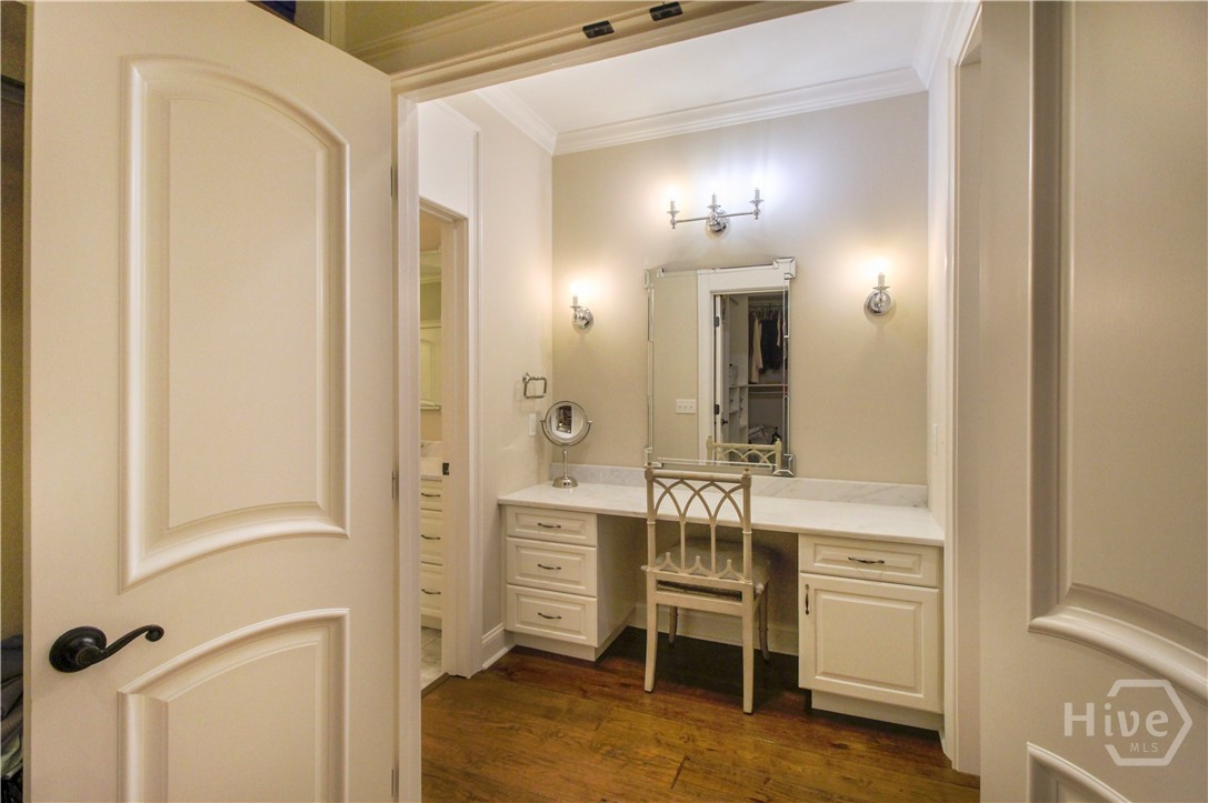 116 Cedar Point Drive Savannah, GA 31405 - Photo 41 of 73 Women's vanity area outside owners suite