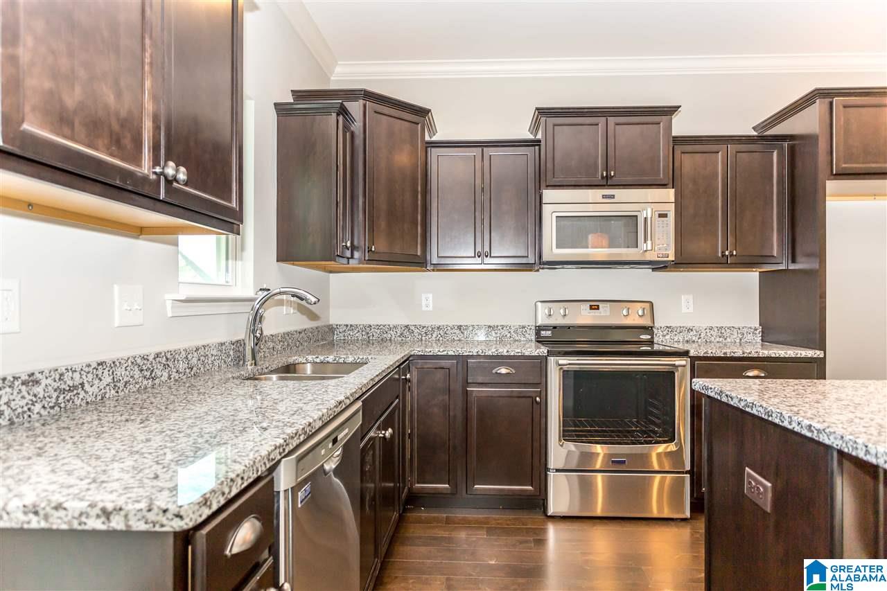 816 Madison Lane Helena, AL 35080 - Photo 6 of 17