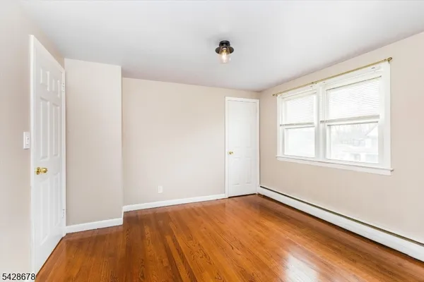 $2,700 | 76 Personette Avenue, Unit 2, Verona, NJ 07044