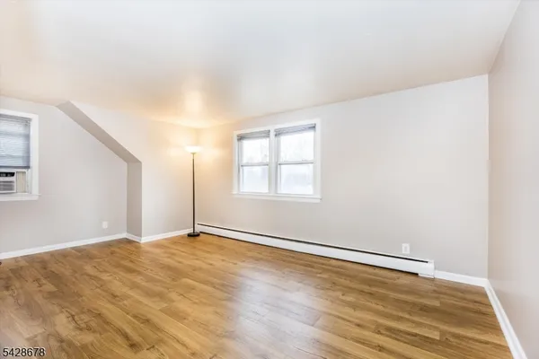$2,700 | 76 Personette Avenue, Unit 2, Verona, NJ 07044