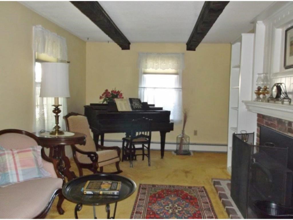 9 Towle Lane Rochester, NH 03867 - Photo 14 of 28