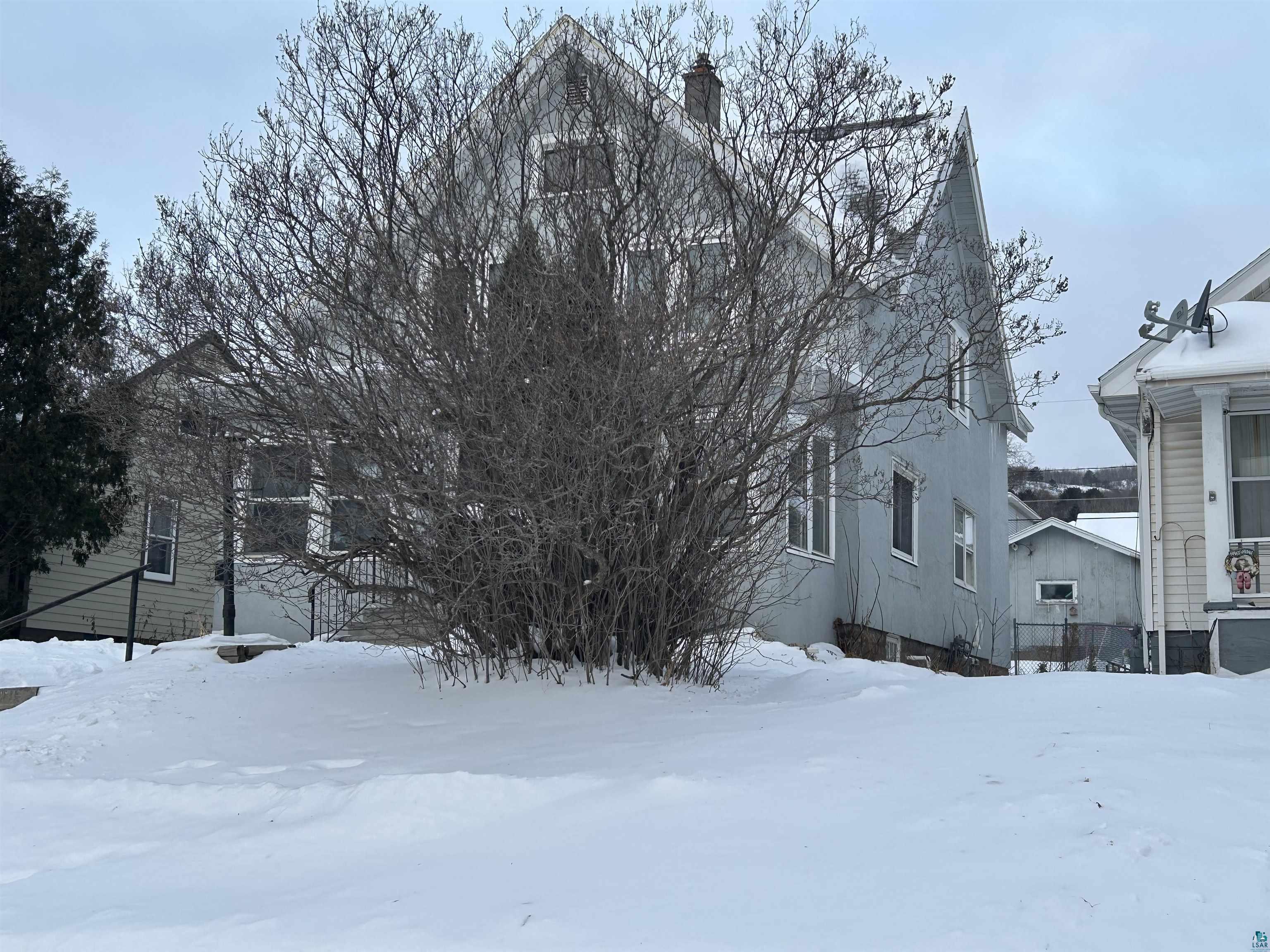 4405 West 7th Street Duluth, MN 55807 - Photo 15 of 18 View of front facade with a chimney