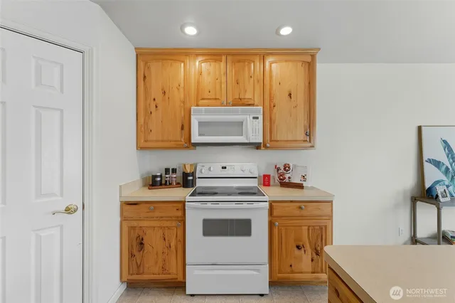 $405,000 | 716 Southeast Songbird Lane, College Place, WA 99324