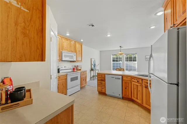 $405,000 | 716 Southeast Songbird Lane, College Place, WA 99324