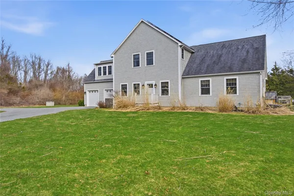 $2,485,000 | 14 Freds Lane, Shelter Island, NY 11964