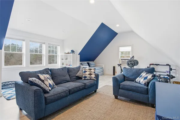 $2,485,000 | 14 Freds Lane, Shelter Island, NY 11964