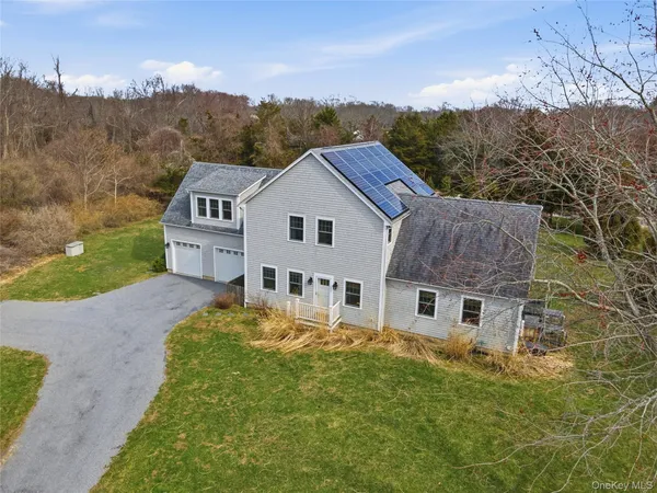 $2,485,000 | 14 Freds Lane, Shelter Island, NY 11964