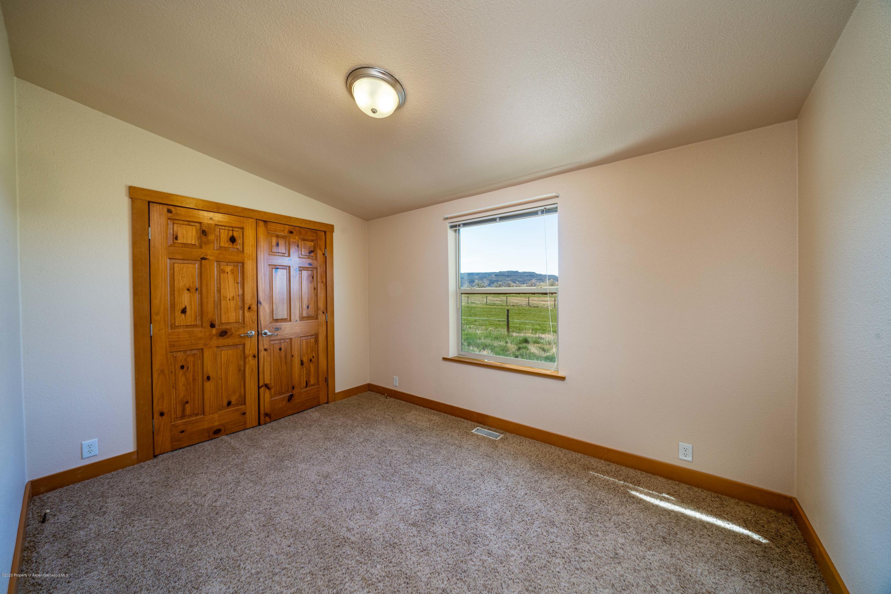 4501 U Road De Beque, CO 81630 - Photo 11 of 23 405 U Road Debeque, CO-16