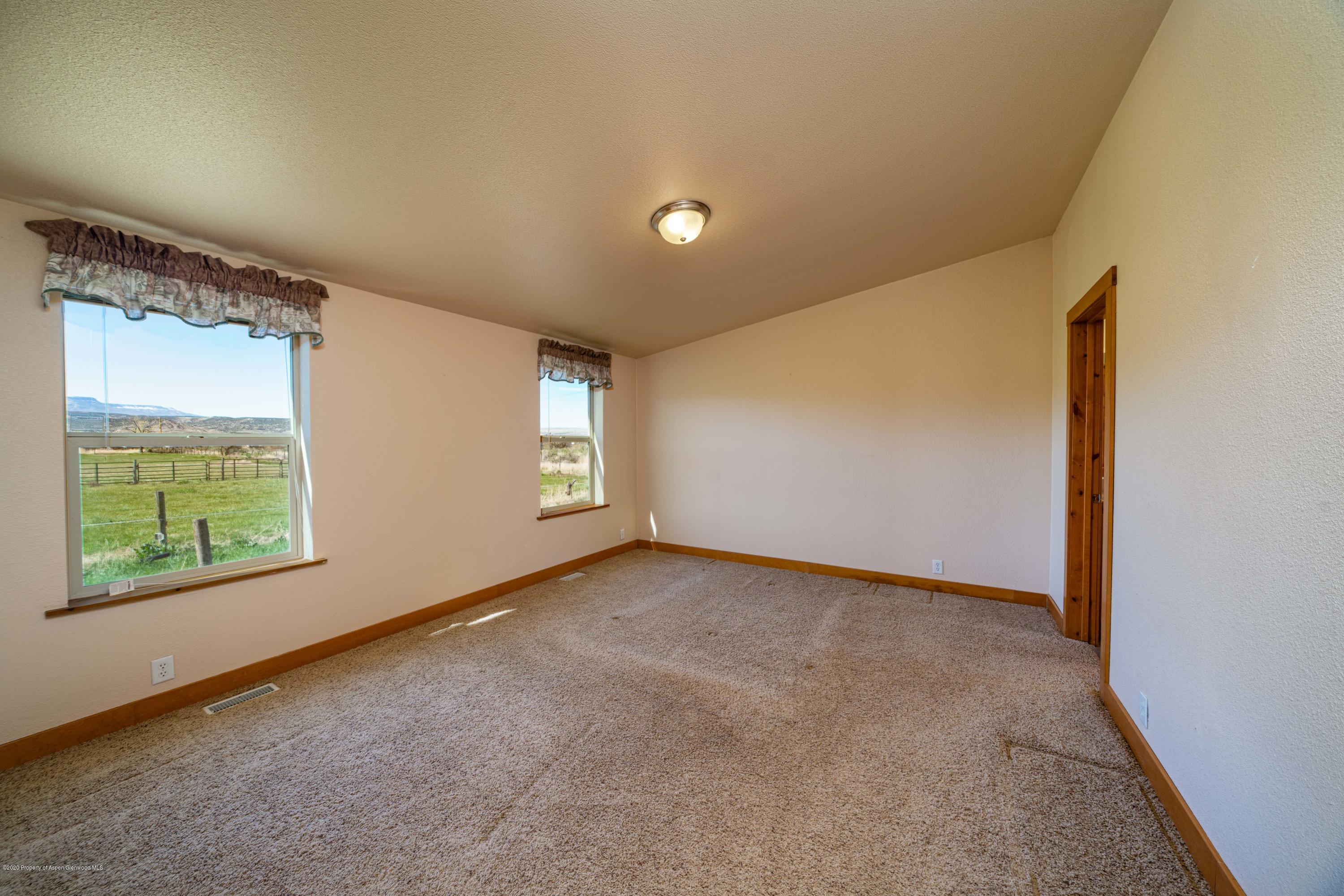 4501 U Road De Beque, CO 81630 - Photo 13 of 23 405 U Road Debeque, CO-13