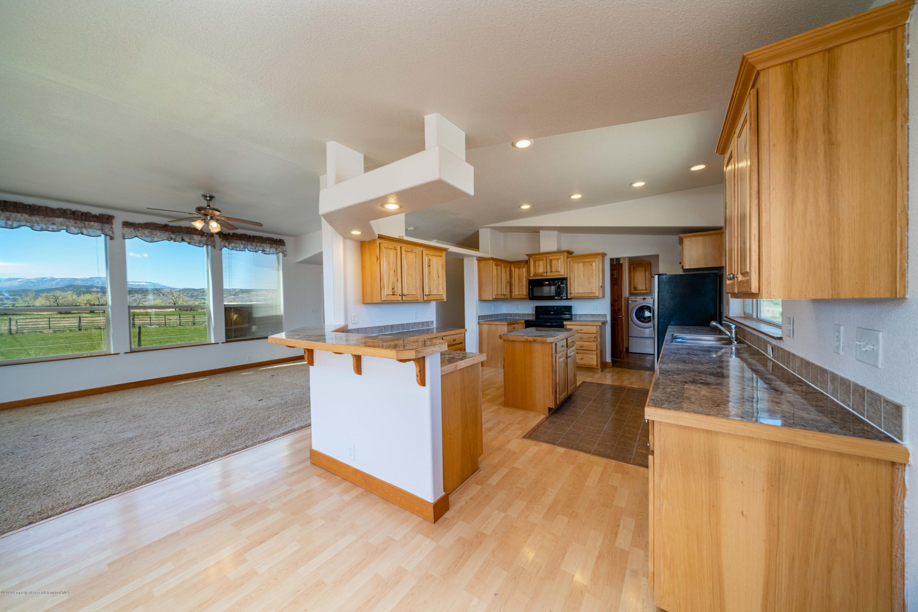 4501 U Road De Beque, CO 81630 - Photo 8 of 23 405 U Road Debeque, CO-4