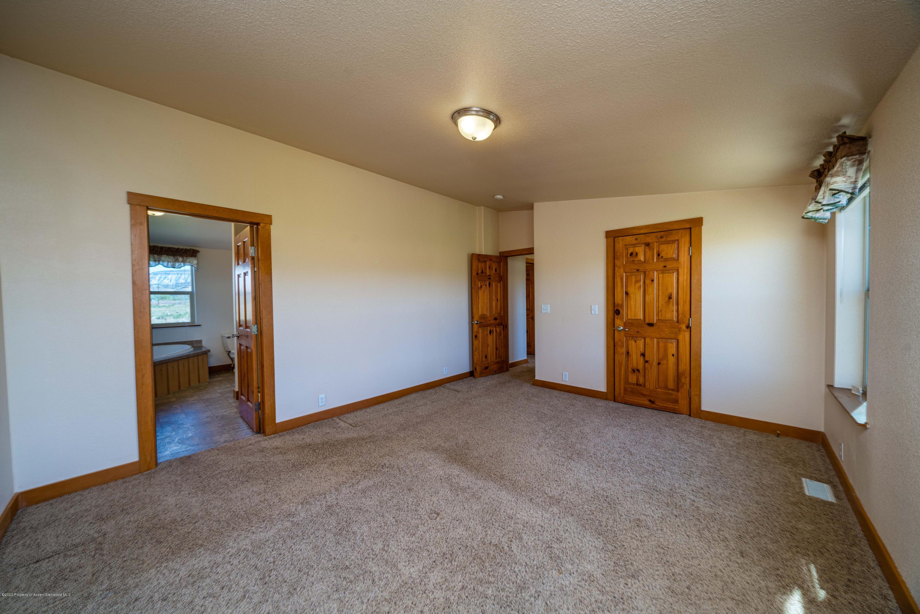 4501 U Road De Beque, CO 81630 - Photo 9 of 23 405 U Road Debeque, CO-14