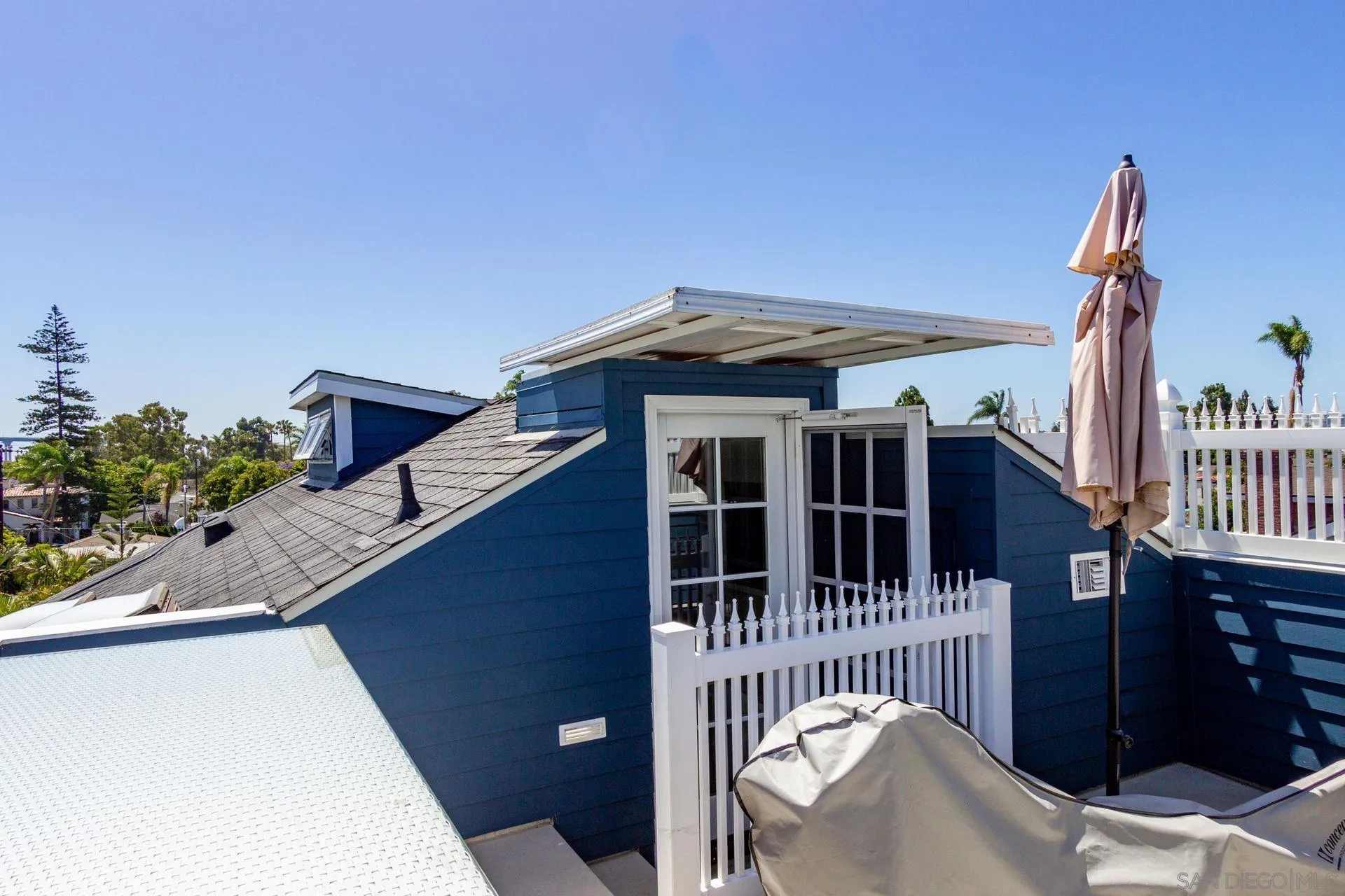 441 A Avenue Coronado, CA 92118 - Photo 25 of 27 a front view of a house with a porch