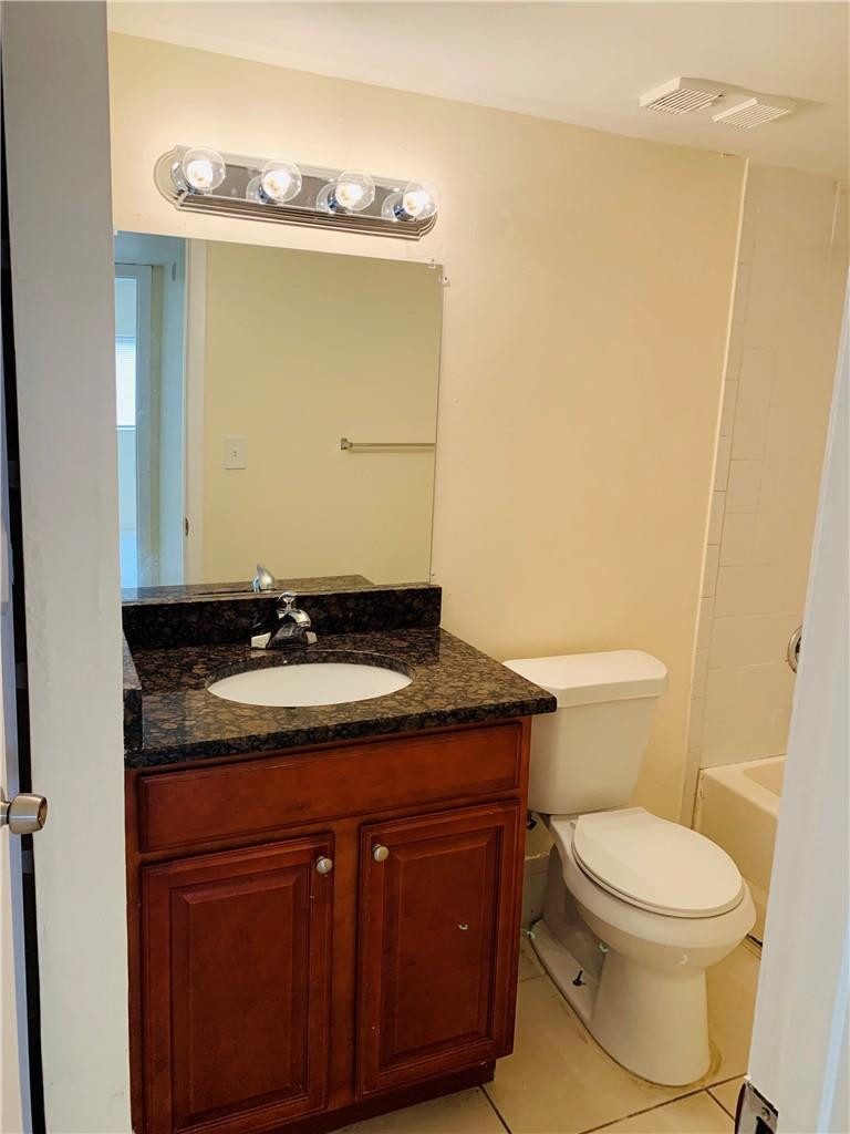 1133 Benoist Farms Road, Unit 104 Royal Palm Beach, FL 33411 - Photo 13 of 16 Photo 13