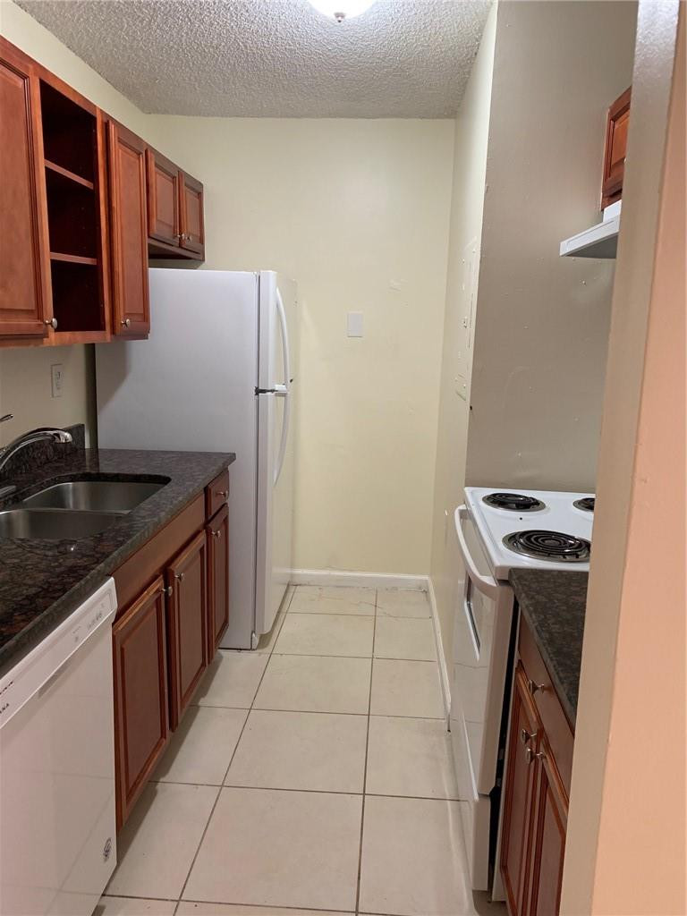 1133 Benoist Farms Road, Unit 104 Royal Palm Beach, FL 33411 - Photo 7 of 16 Photo 7