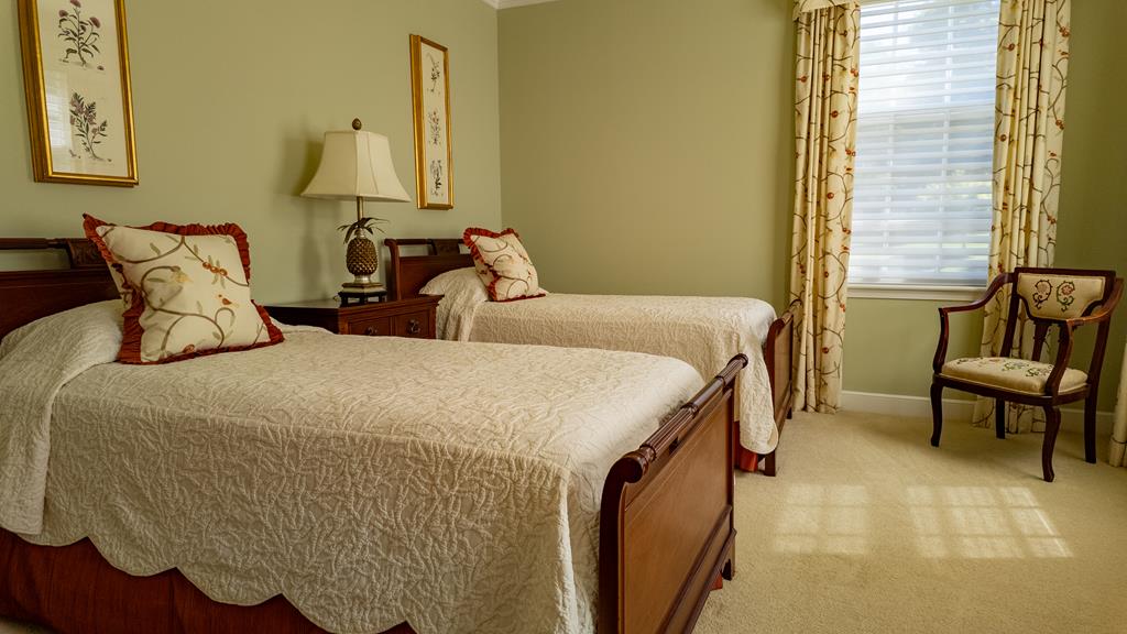 910 Glendale Road Galax, VA 24333 - Photo 33 of 42 Gallery Image 33