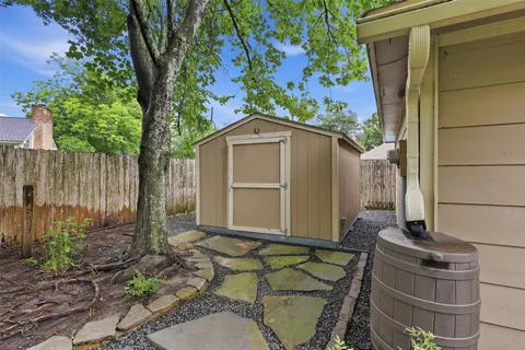 $375,000 | 9203 South Pass Lane, Houston, TX 77064