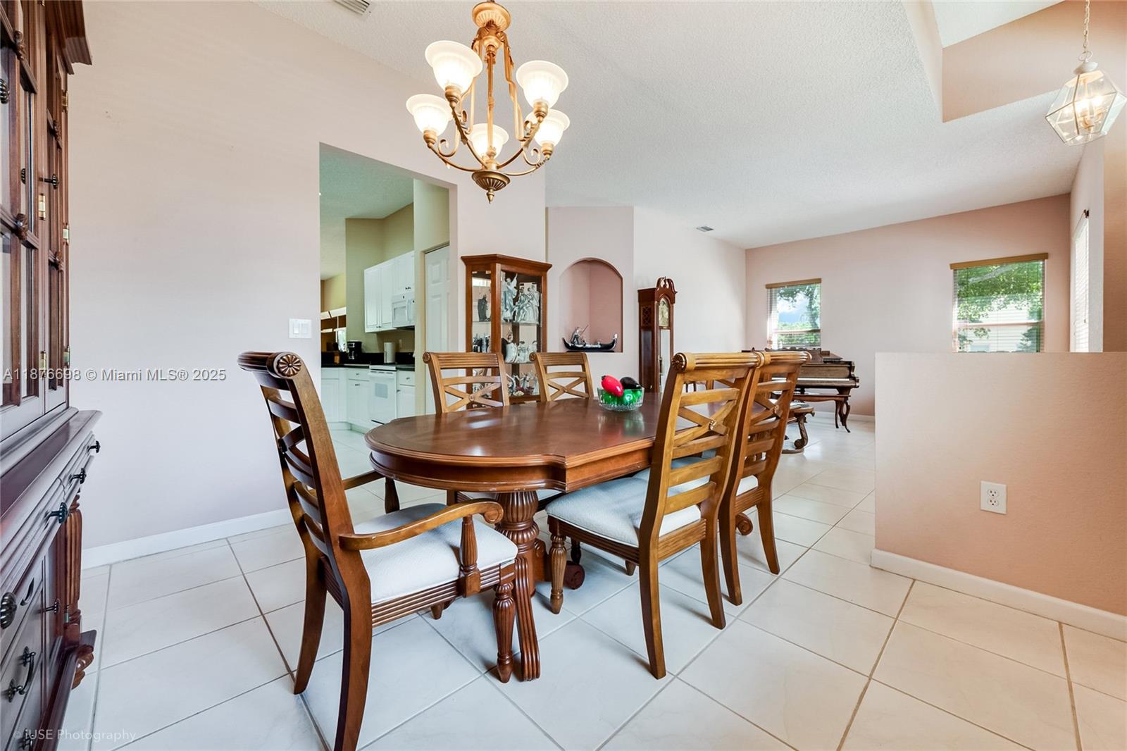 15503 Southwest 151st Street Miami, FL 33196 - Photo 8 of 16