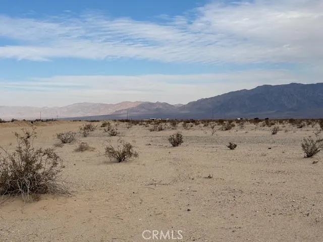 123 Meriwether Road Twentynine Palms, CA 92277 - Photo 8 of 9 a view of lake view and mountain view