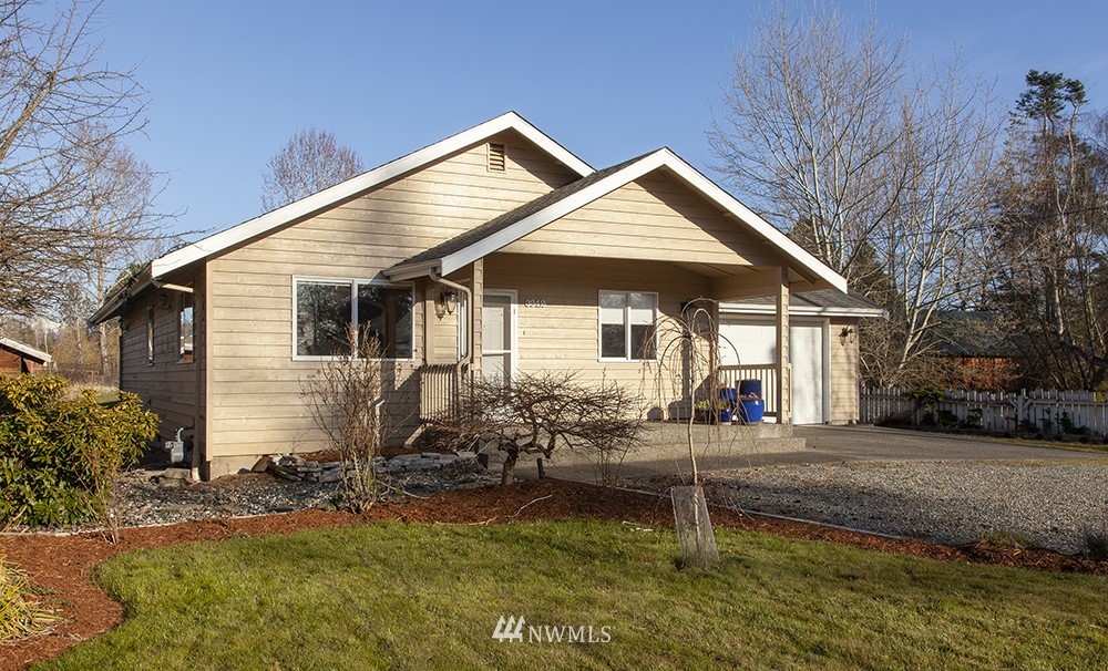 3942 Bancroft Road Bellingham, WA 98225 - Photo 1 of 27 Gallery Image 1