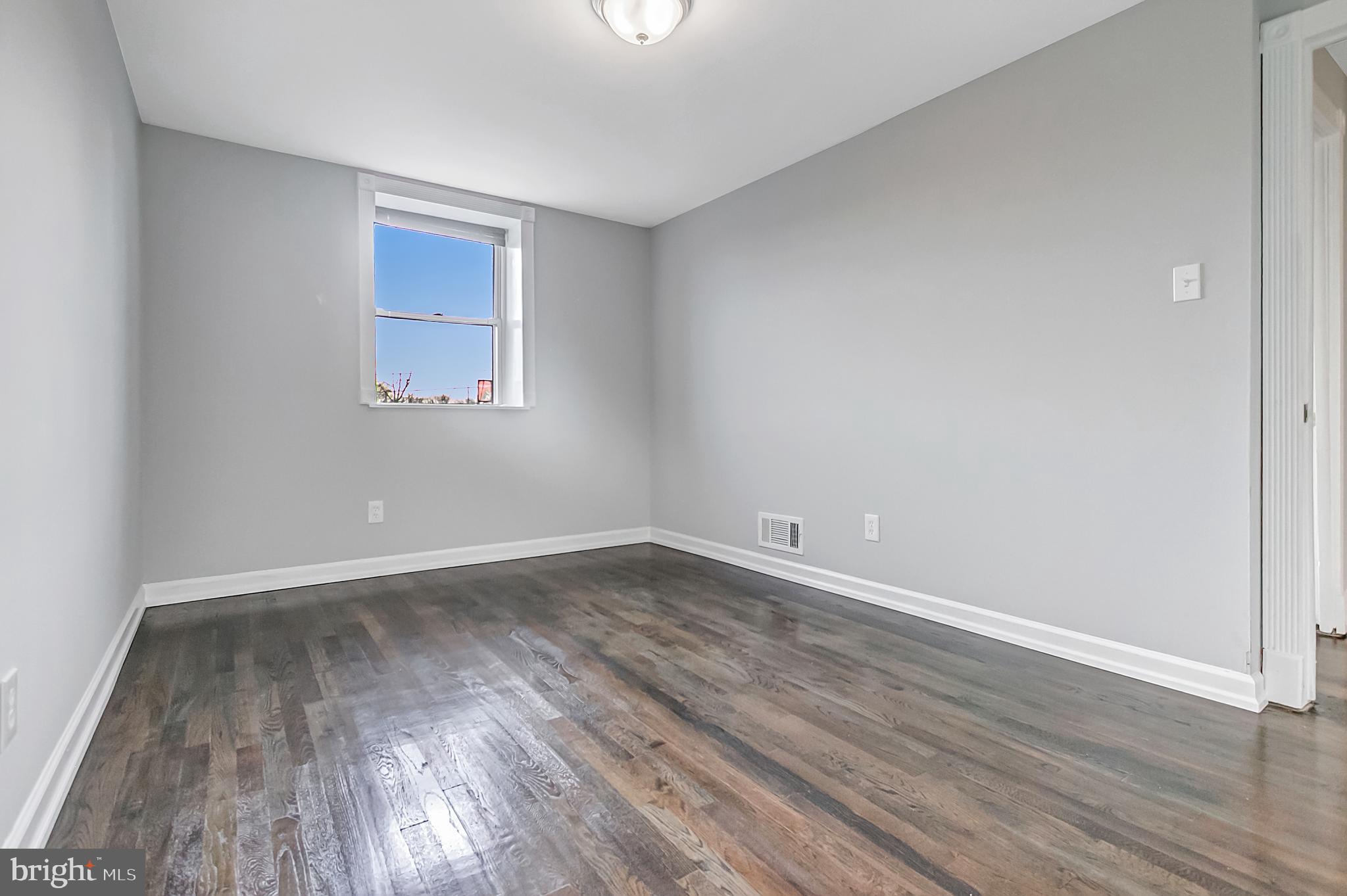 8017 Stratman Road Baltimore, MD 21222 - Photo 16 of 36 Gallery Image 16