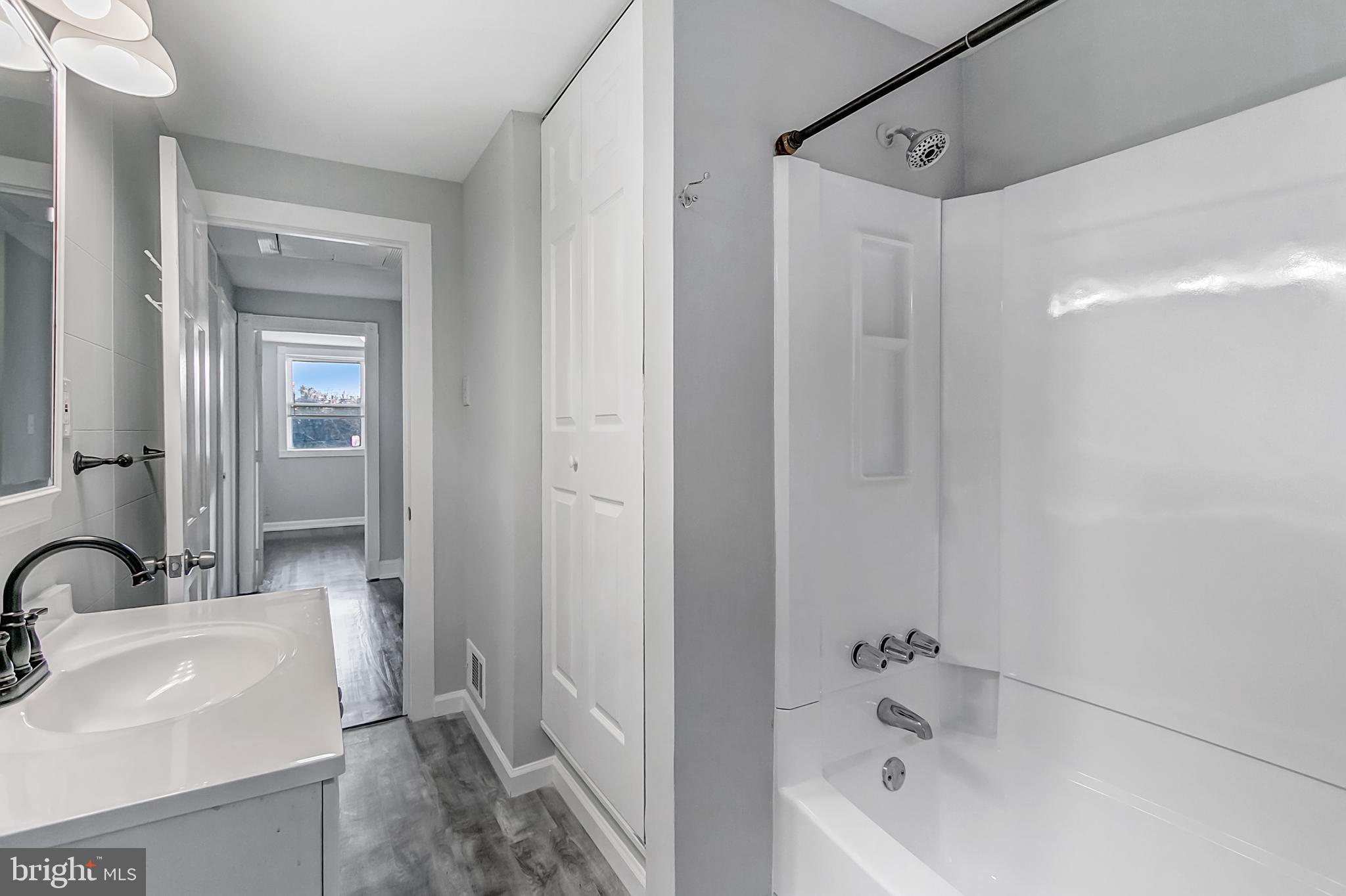 8017 Stratman Road Baltimore, MD 21222 - Photo 35 of 36 Gallery Image 35
