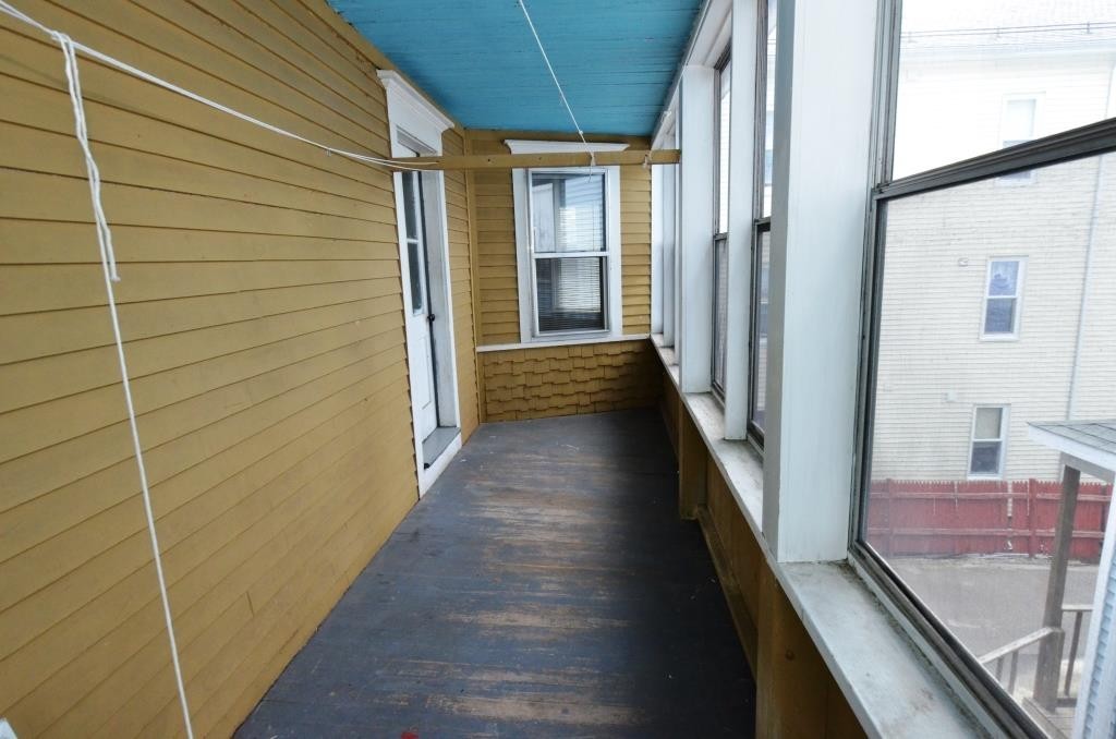 71 Esther Street Worcester, MA 01607 - Photo 13 of 34