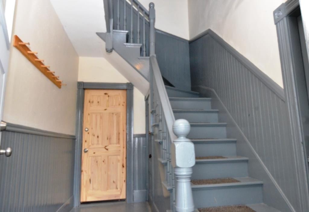 71 Esther Street Worcester, MA 01607 - Photo 21 of 34