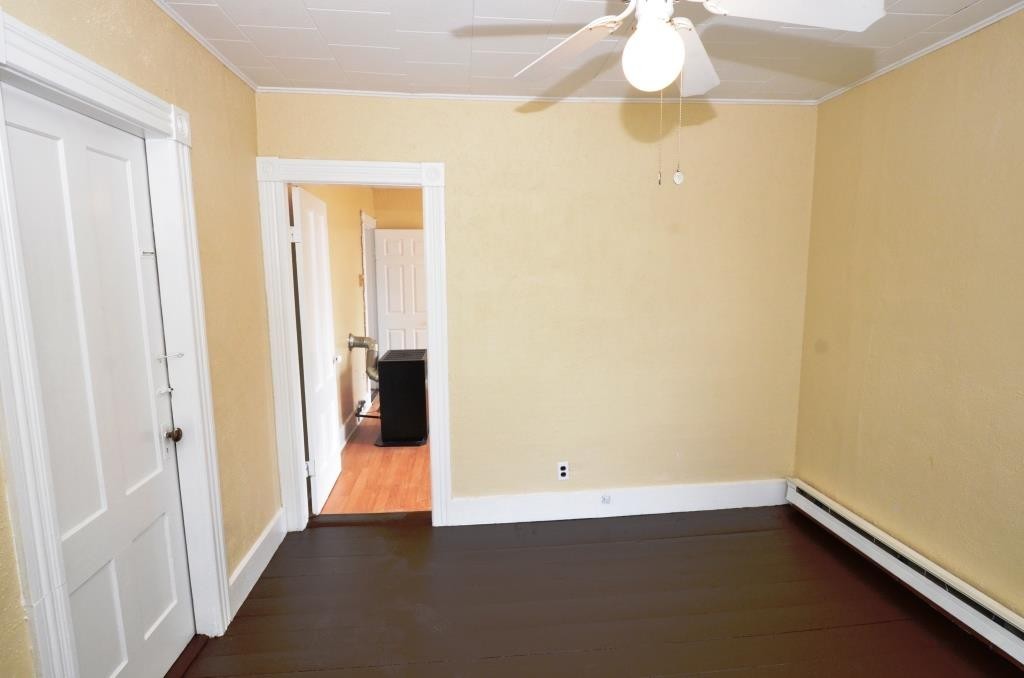 71 Esther Street Worcester, MA 01607 - Photo 7 of 34