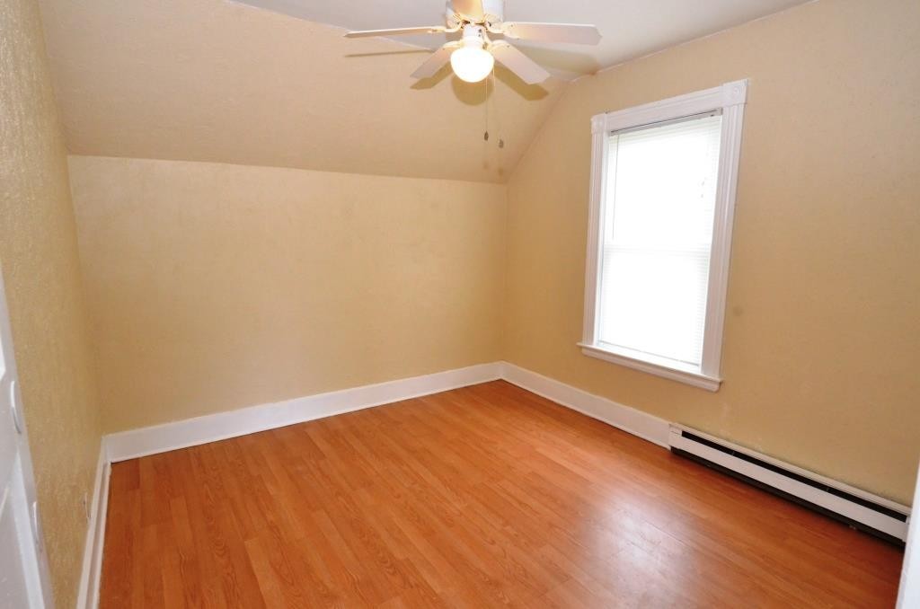 71 Esther Street Worcester, MA 01607 - Photo 10 of 34