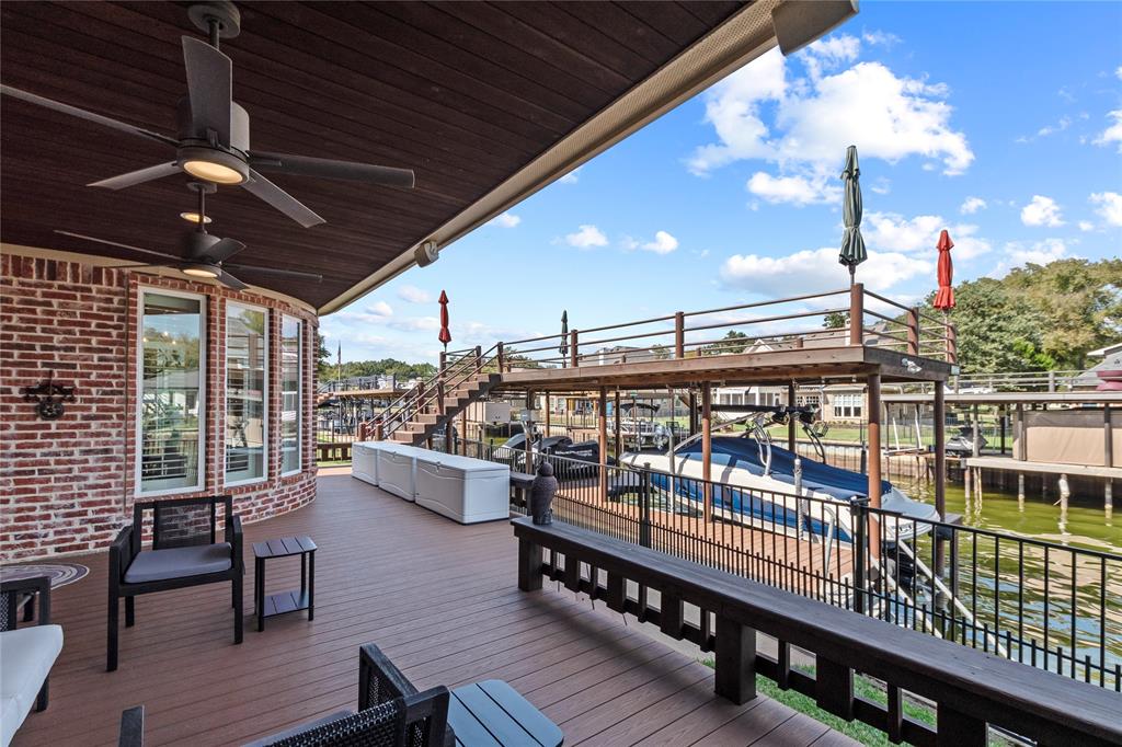 111 St Annes Mabank, TX 75156 - Photo 29 of 40 a view of a balcony with wooden floor