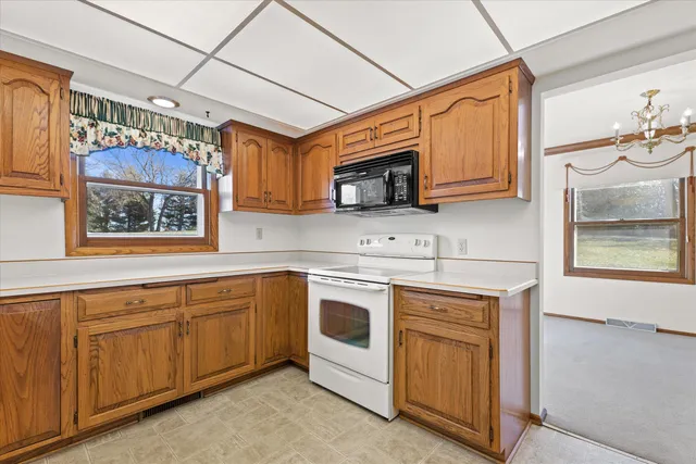 $649,900 | W300-s3280 Snowdon Drive, Waukesha, WI 53189