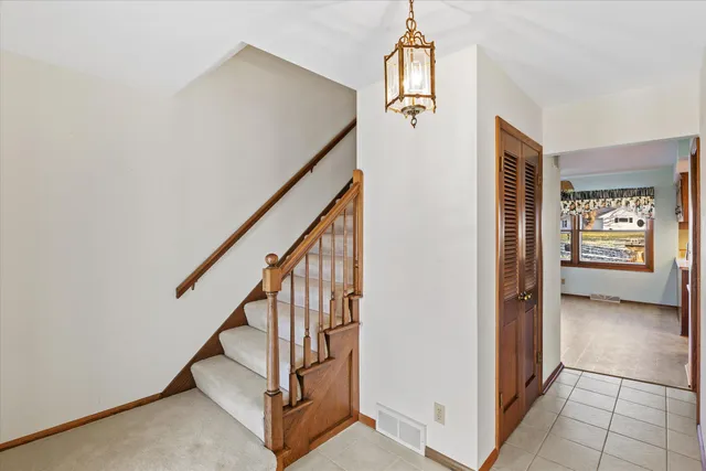 $649,900 | W300-s3280 Snowdon Drive, Waukesha, WI 53189