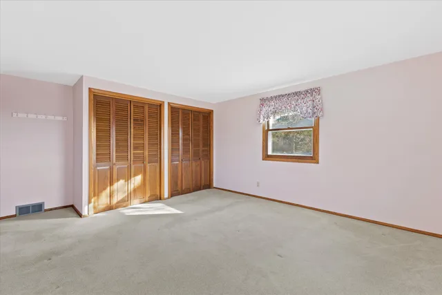 $649,900 | W300-s3280 Snowdon Drive, Waukesha, WI 53189