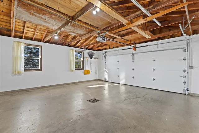 $649,900 | W300-s3280 Snowdon Drive, Waukesha, WI 53189