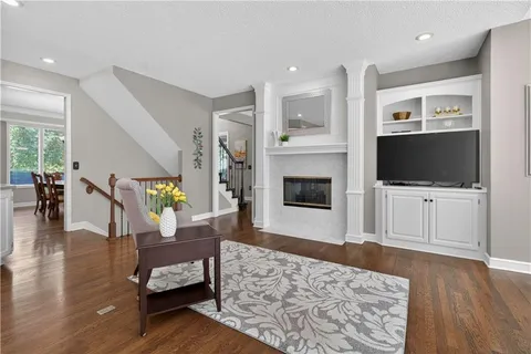 $675,000 | 17413 West 84th Street, Lenexa, KS 66219