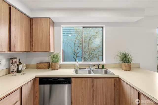 $425,000 | 1520 128th Drive Northeast, Unit 2A, Lake Stevens, WA 98258