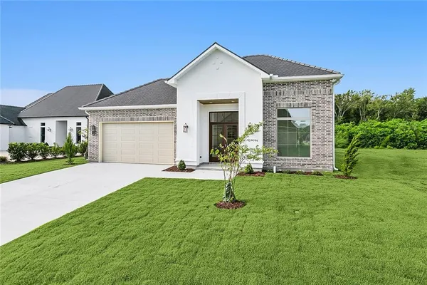 $729,900 | 124 Deer Field Drive, Belle Chasse, LA 70037