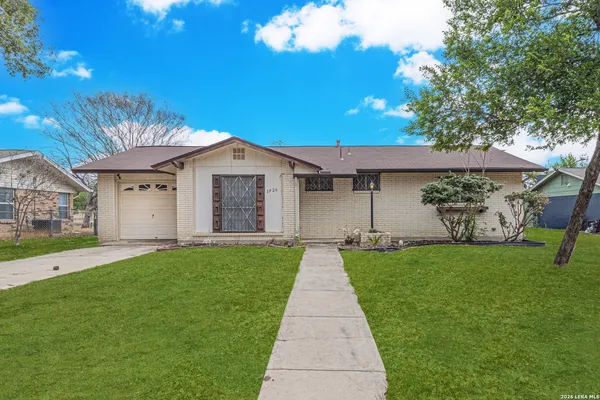 $1,400 | 1926 Rawhide Lane, San Antonio, TX 78227