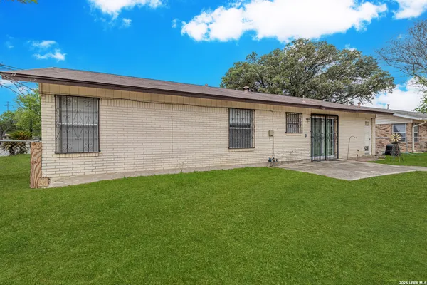 $1,400 | 1926 Rawhide Lane, San Antonio, TX 78227