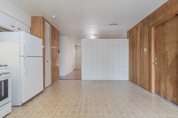 $1,400 | 1926 Rawhide Lane, San Antonio, TX 78227