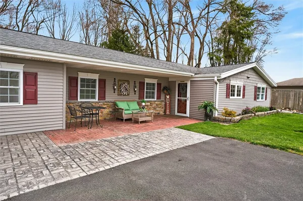 $599,900 | 109 Ogden Parma Town Line Road, Ogden, NY 14559