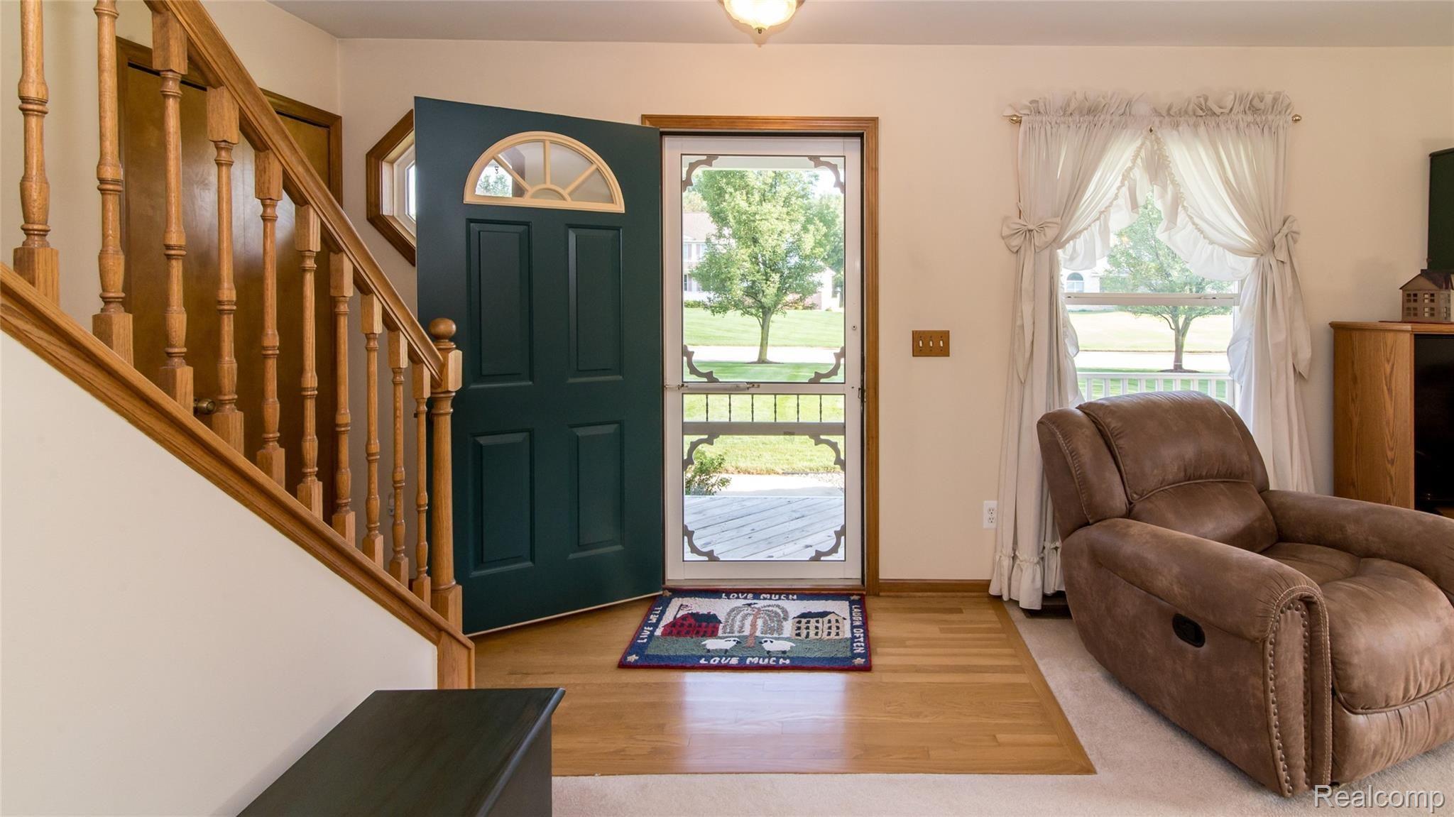 8918 Buchanan Road Brighton, MI 48116 - Photo 11 of 30 013_20.jpg