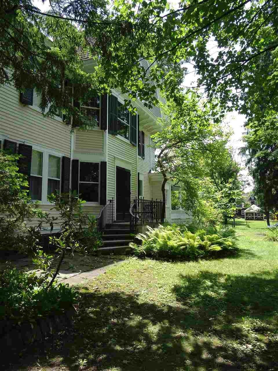 1043 Douglas Road Schenectady, NY 12308 - Photo 23 of 79 Photo 24