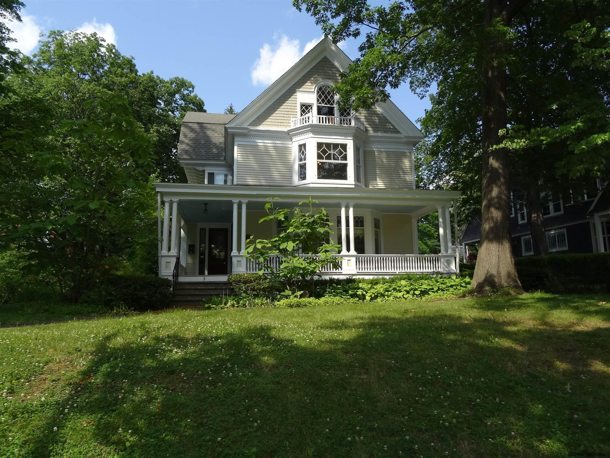1043 Douglas Road Schenectady, NY 12308 - Photo 6 of 79 Photo 6
