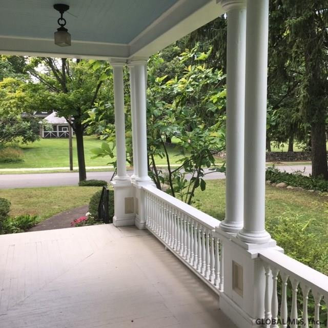 1043 Douglas Road Schenectady, NY 12308 - Photo 7 of 79 Photo 7