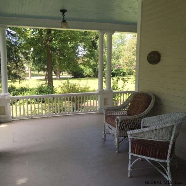 1043 Douglas Road Schenectady, NY 12308 - Photo 8 of 79 Photo 8