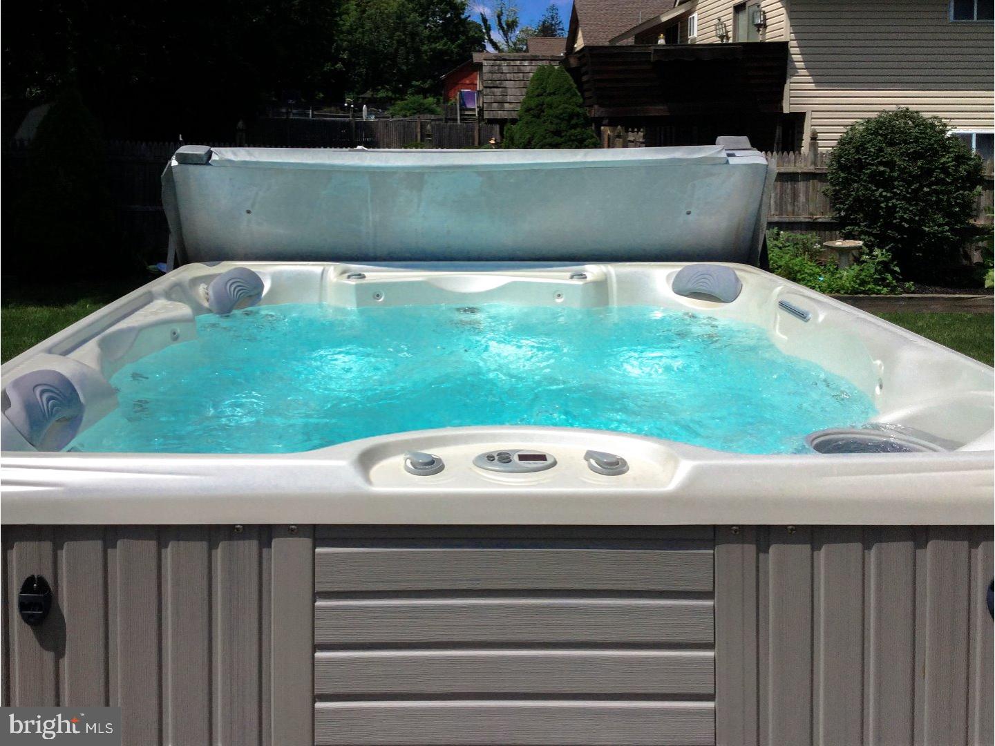 948 West Bristol Road Warminster, PA 18974 - Photo 6 of 25 Hot Tub
